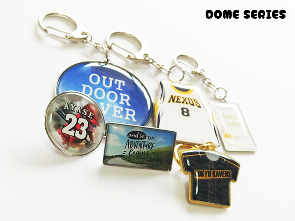 ドームシリーズのピンバッジ、キーホルダー、名札